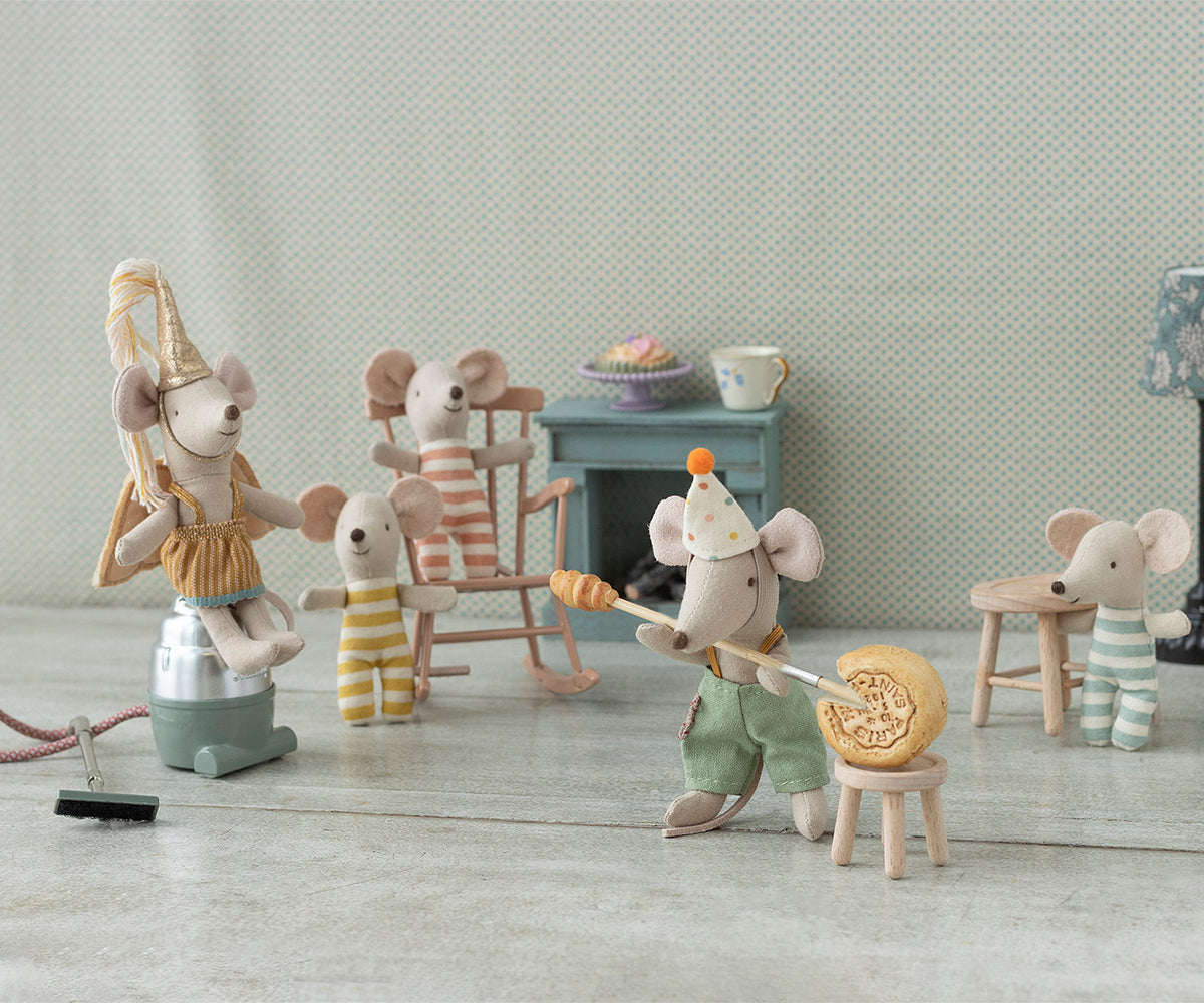 Maileg Clown Kleider in Koffer, kleiner Bruder