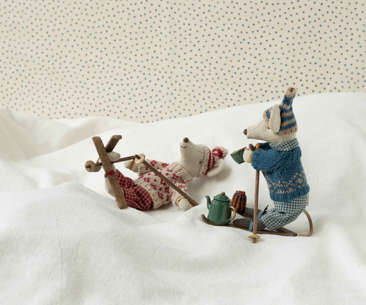 Maileg Wintermaus mit Skiset - Papa - blau