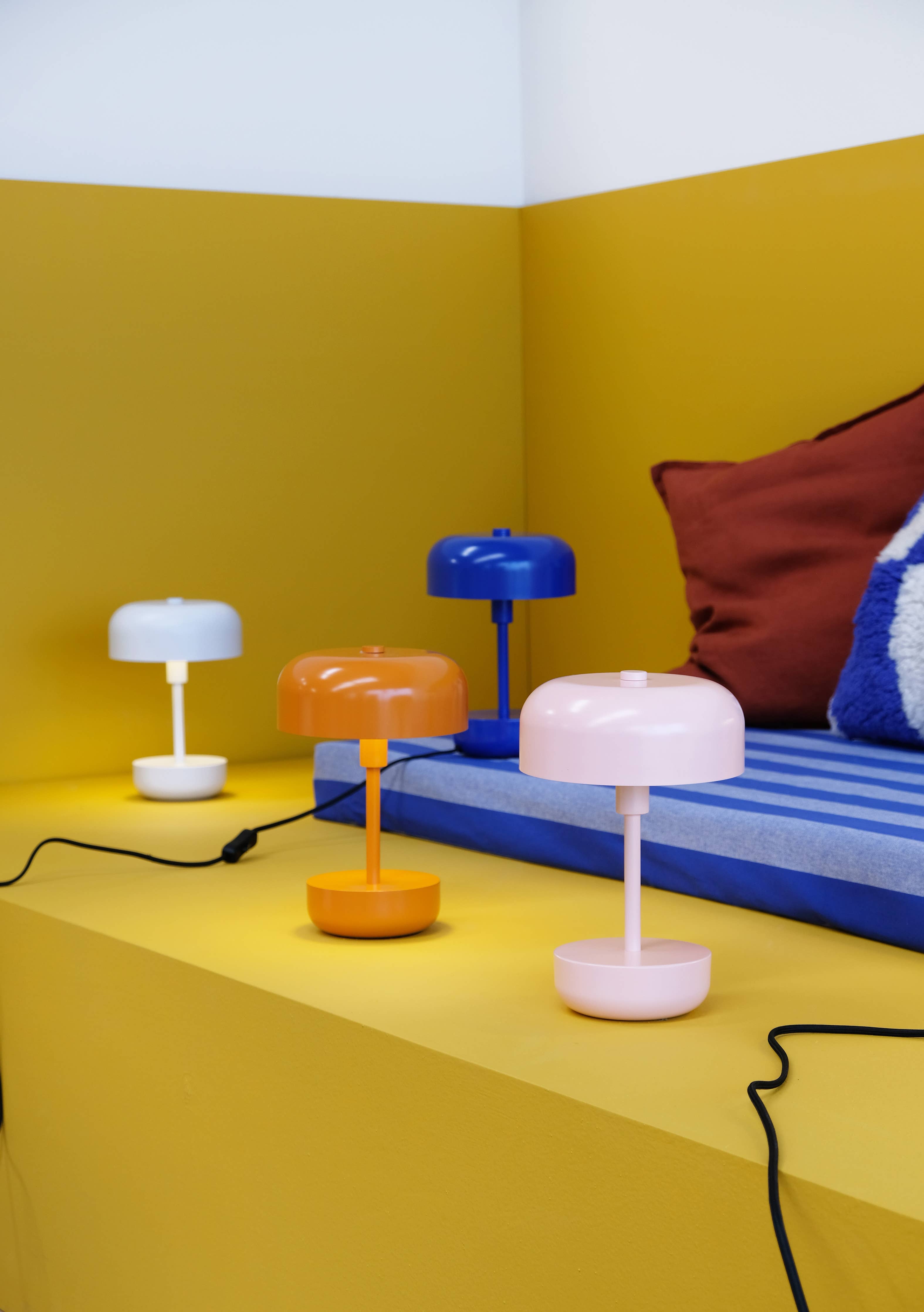 Tischlampe Haipot orange LED, wiederaufladbar