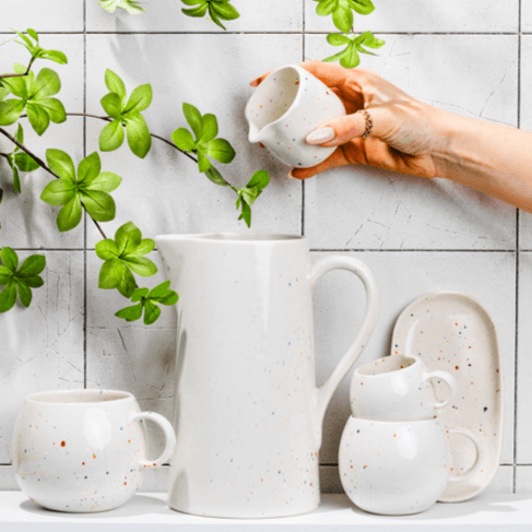 Krug Konfetti 1,5 l - weiss