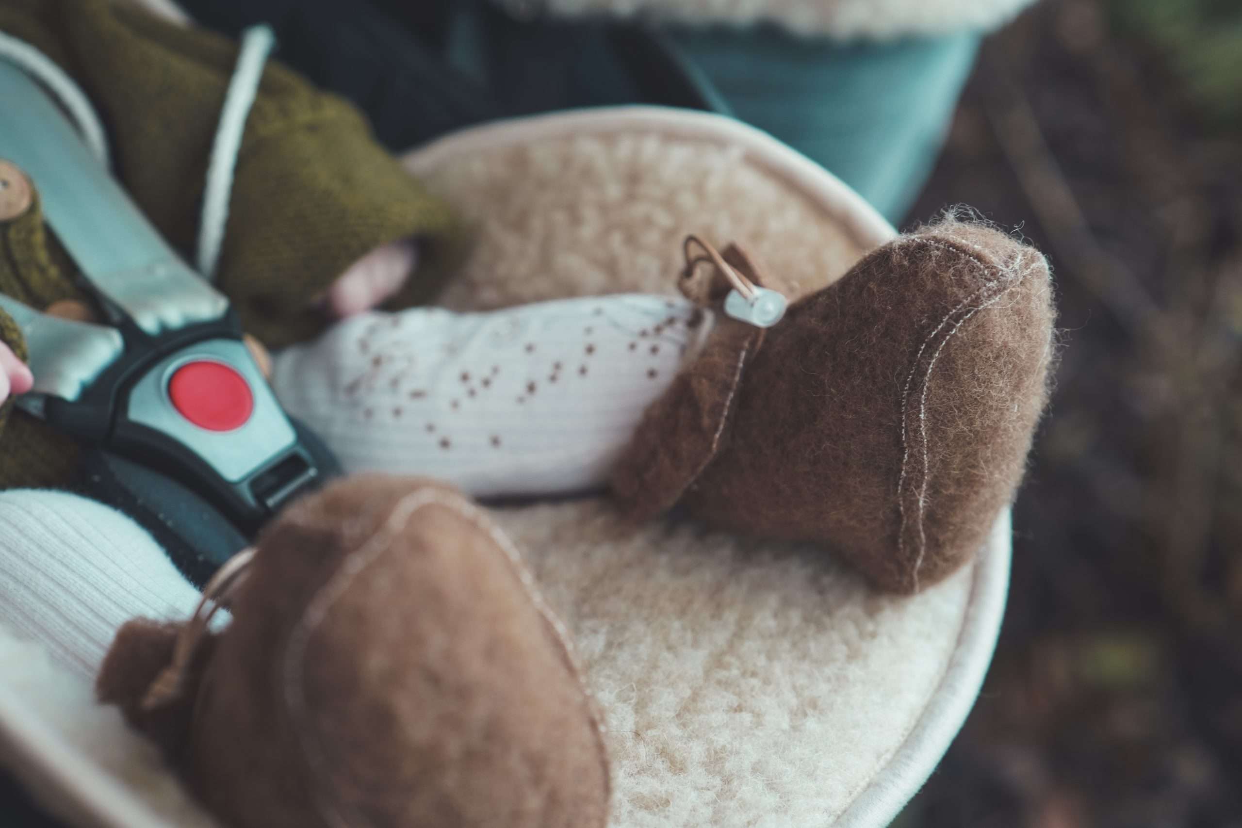 Wollschuhe - Espresso - Grösse: 6-12 Monate