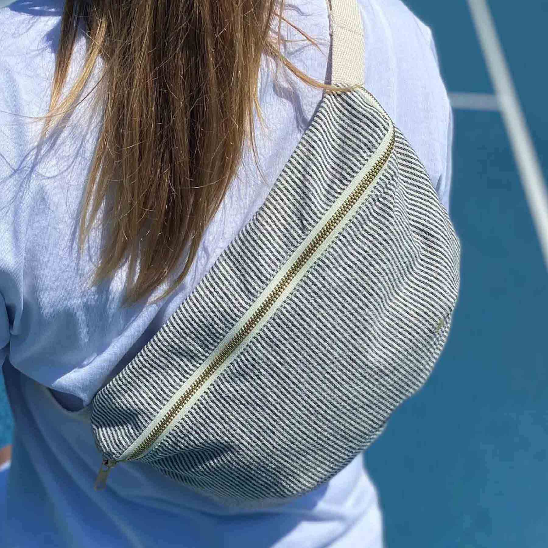 La cerise sur le gâteau Bauchtasche Finette Caviar