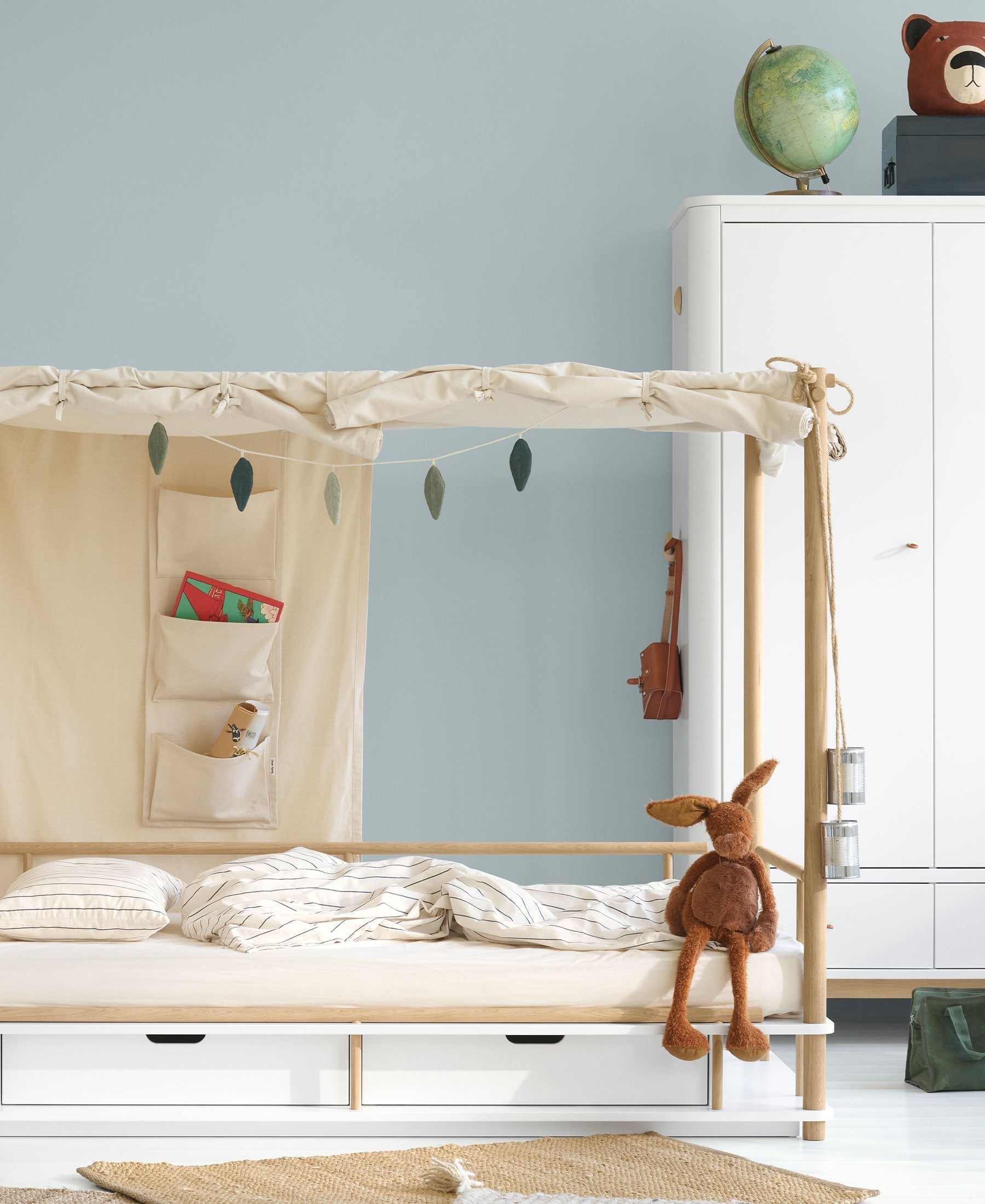 Dear April Beech Girlande