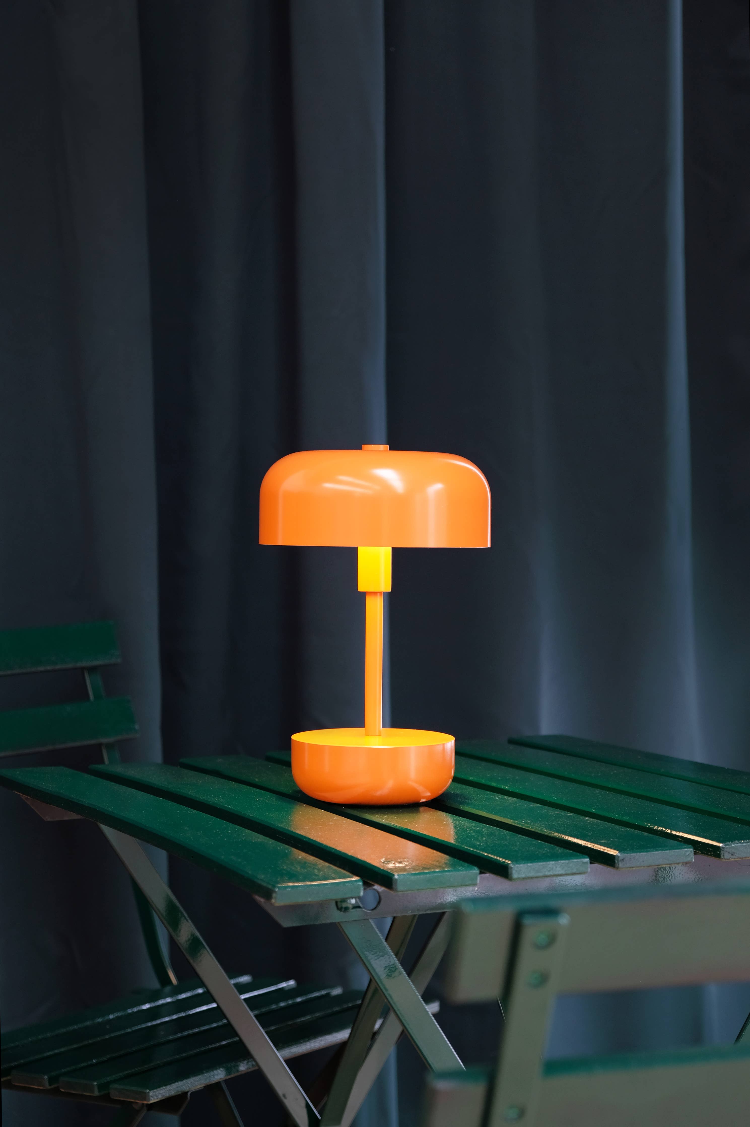 Tischlampe Haipot orange LED, wiederaufladbar